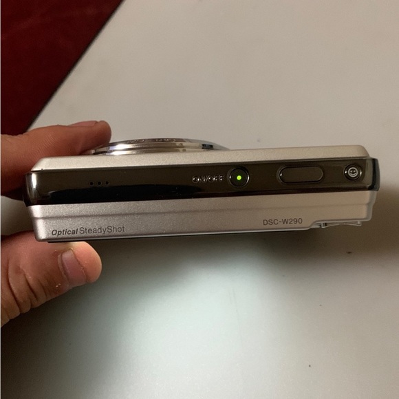 Sony Cyber-shot DSC-W290 12.1 MP Digital Camera with 5x Optical Zoom and Super S - Picture 10 of 11